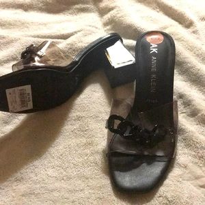 Sexy Anne Klein Majesty Clear iflex Sandals